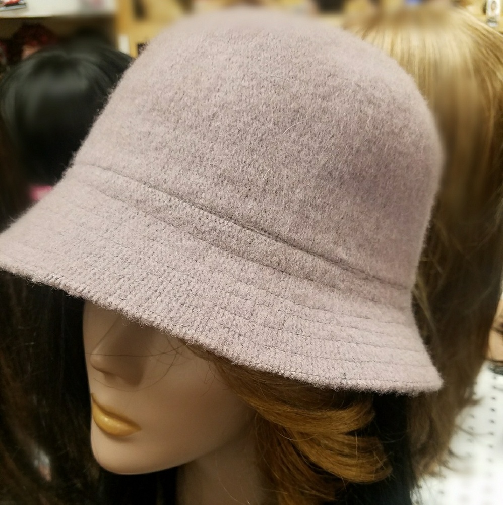 Felt bucket hat